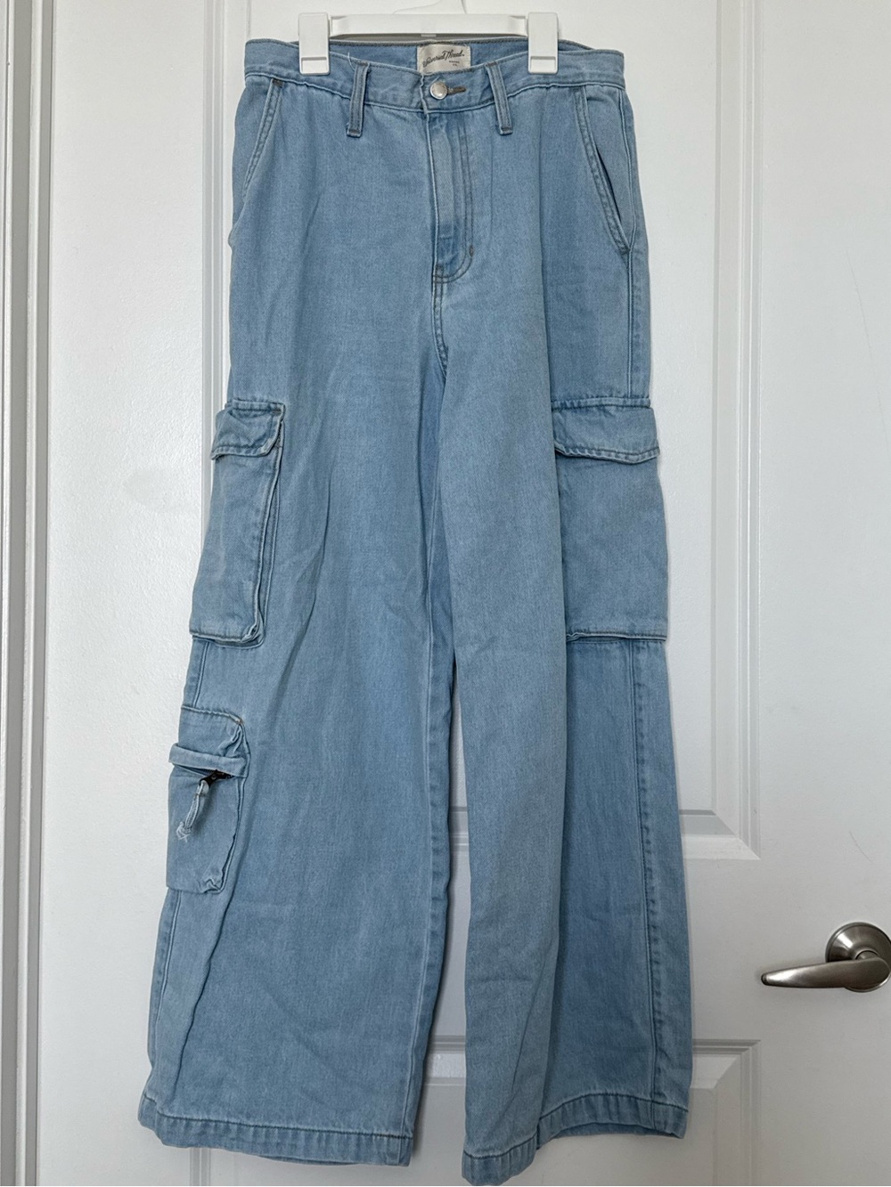 Universal Thread Light Blue Denim Jeans